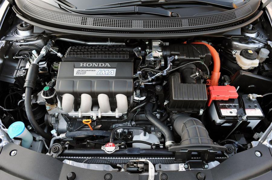  Honda CR-Z 2011 года  (фото 28 из 111)